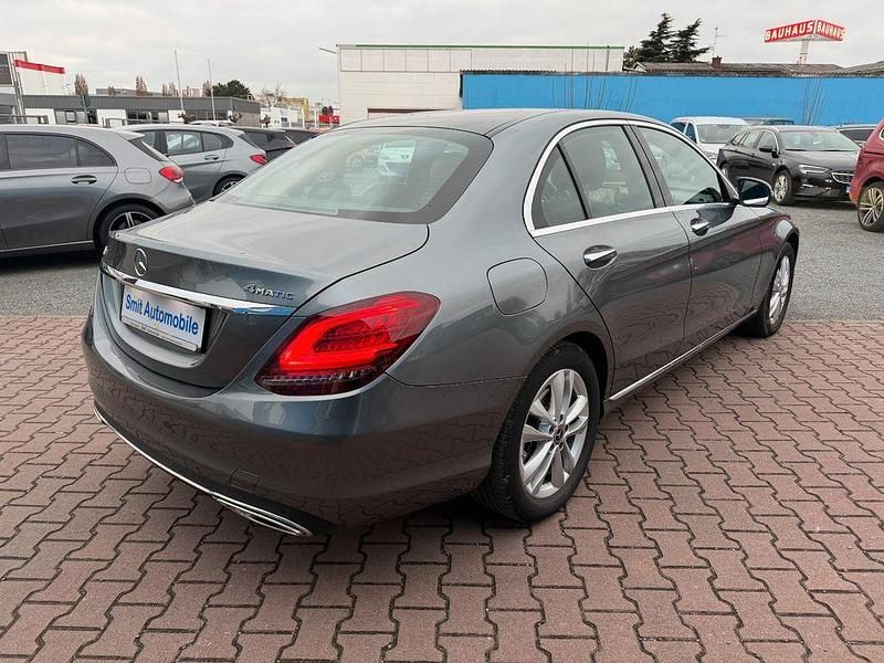 Gebraucht Mercedes C300 258 PS (189 kW) 2020 Selenitgrau (metallic) Limousine