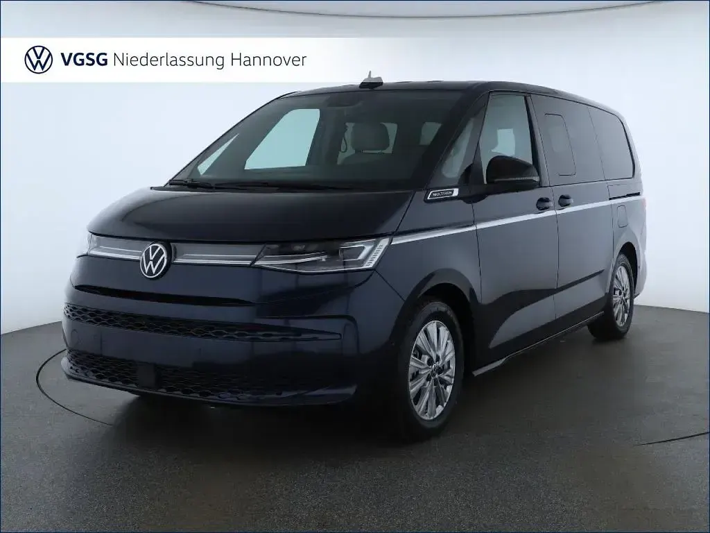 Używany VW Multivan Style 177 KM (130 kW) 2025 Niebieski Minivan