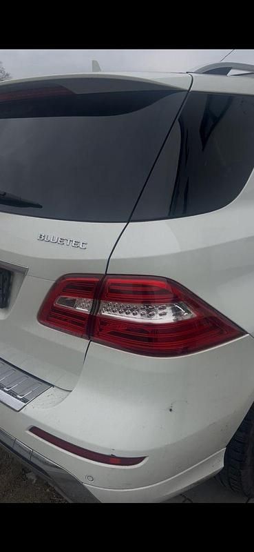 Gebraucht Mercedes ML350 258 PS (189 kW) 2012 Weiß SUV