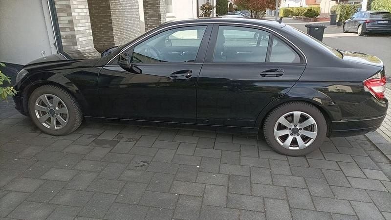 Gebraucht Mercedes C180 156 PS (114 kW) 2008 Schwarz Limousine