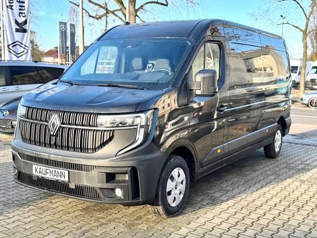 Schwarz Neu 2025 Renault Master Van | 43.890 € (Etwas zu teuer) - Bild 1/4