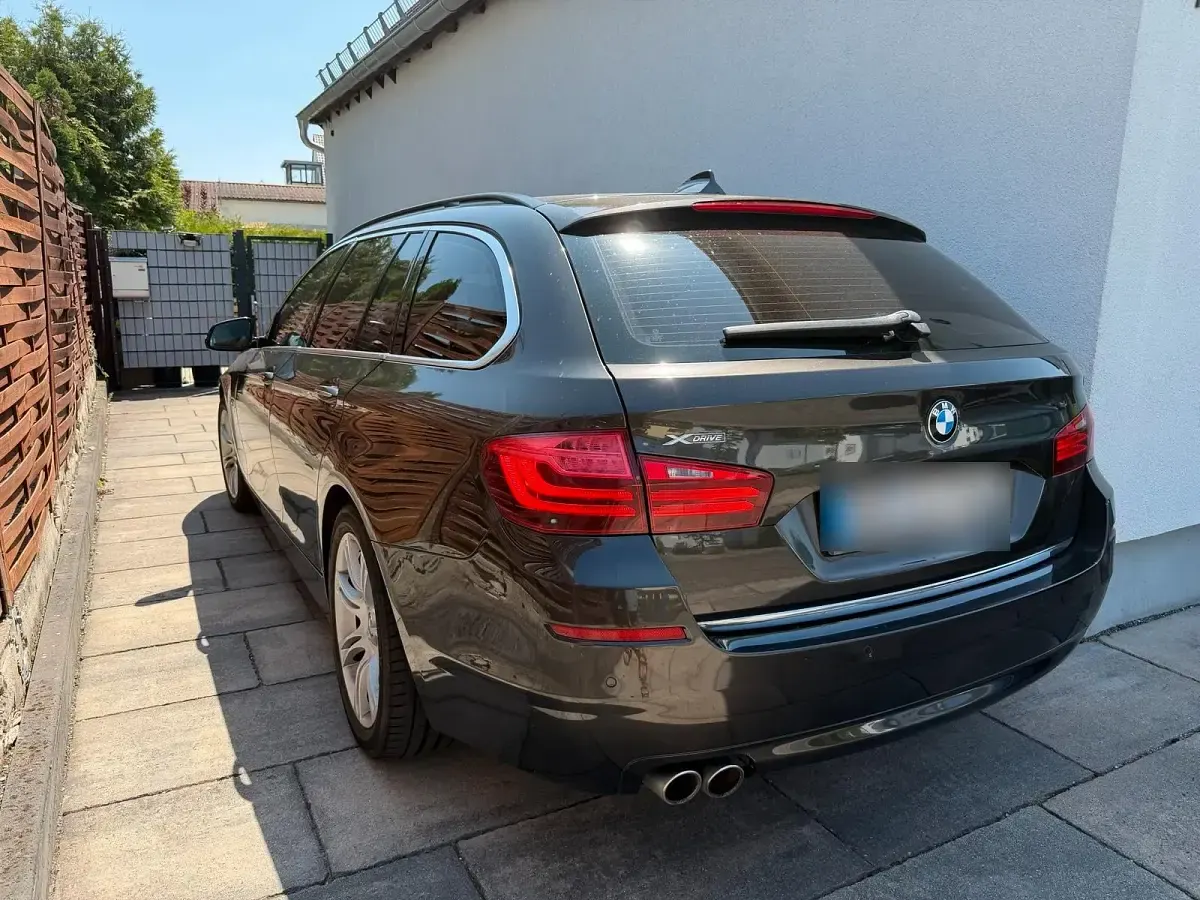 Gebraucht BMW 520 Luxury Line 184 PS (135 kW) 2015 Braun Kombi