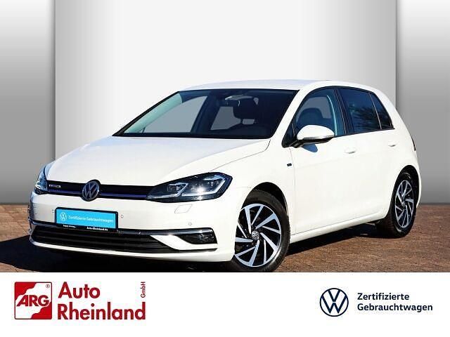 Weiss Gebraucht 2018 VW Golf VII Join Limousine | 16.247 € (Fairer Preis) - Bild 1/2