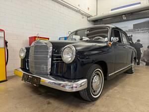 Gebraucht Mercedes 180 43 PS (31 kW) 1961 Blau Limousine