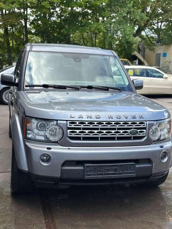 Grau Gebraucht 2012 Land Rover Discovery 4 HSE SUV | 11.700 € - Bild 1/4