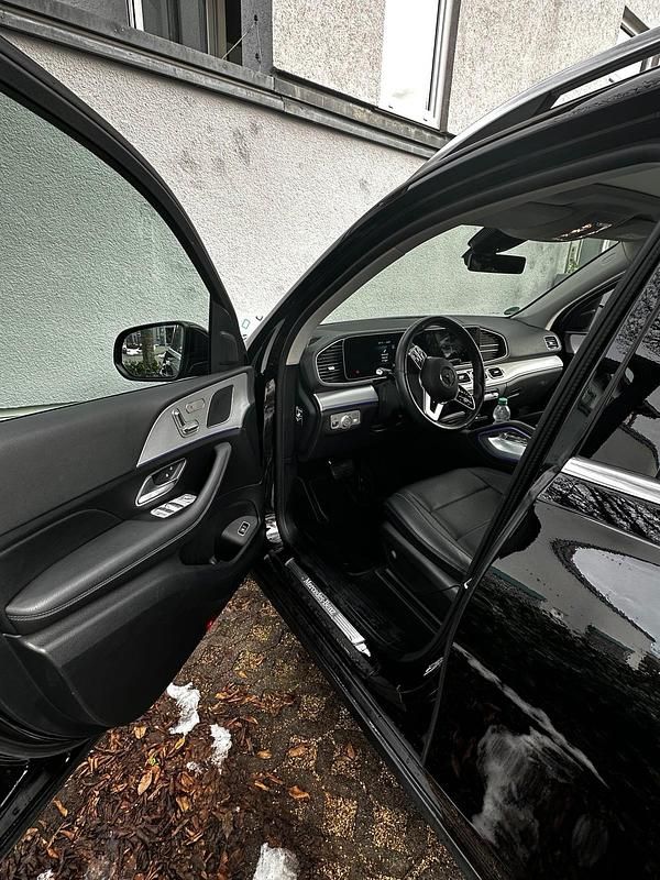 Gebraucht Mercedes GLE300 2022 Schwarz SUV