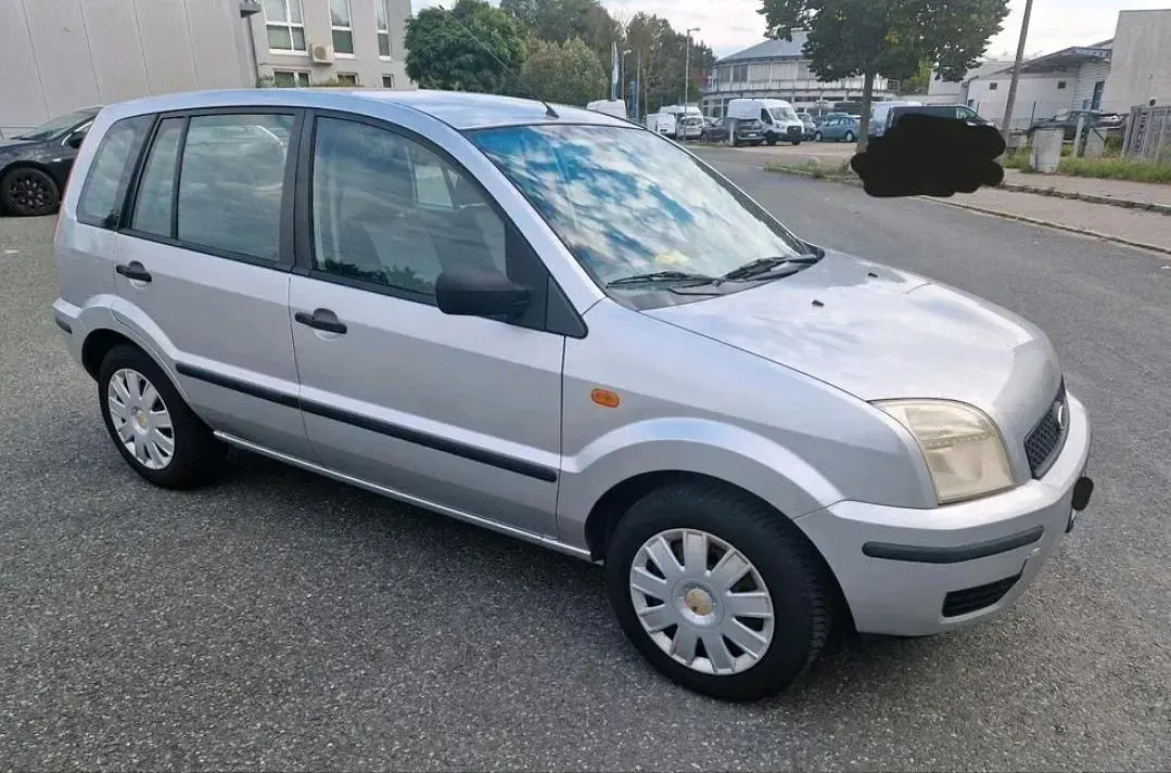 Gebraucht Ford Fusion Ambiente 80 PS (58 kW) 2005 Silber Kleinwagen