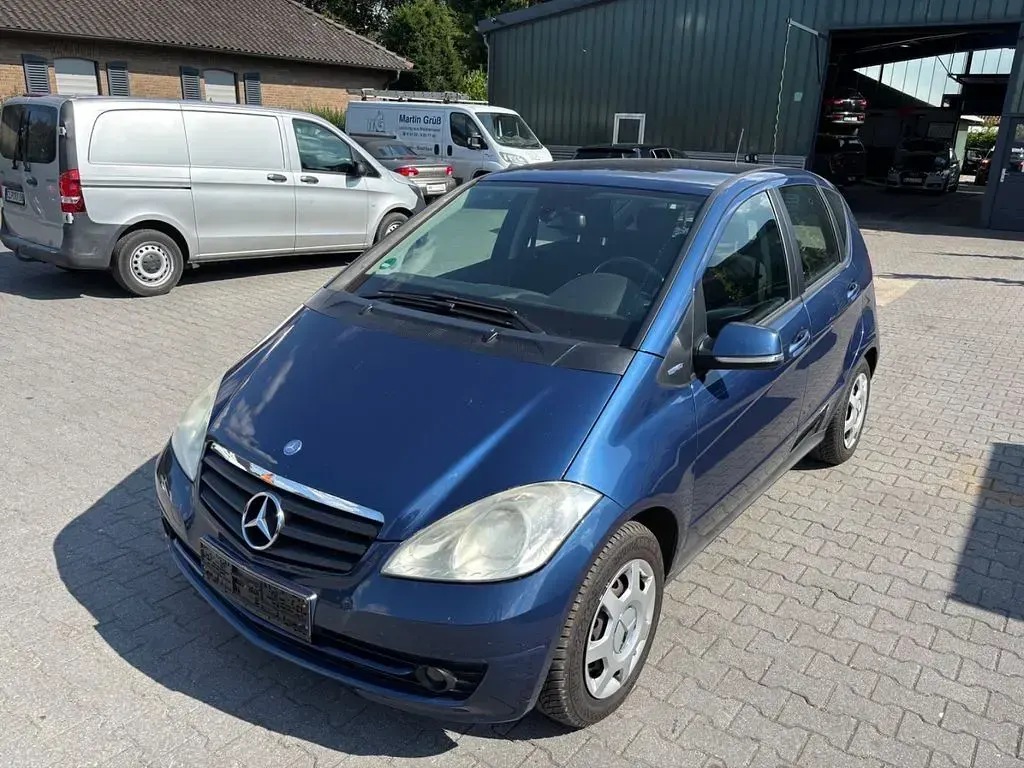 Gebraucht Mercedes A160 95 PS (69 kW) 2009 Blau Limousine
