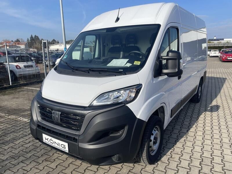 Weiß Gebraucht 2023 Fiat Ducato Van | 23.999 € (Superpreis) - Bild 1/4