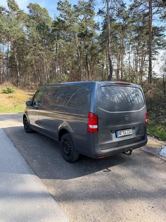 Gebraucht Mercedes Vito 114 PS (83 kW) 2015 Grau Van