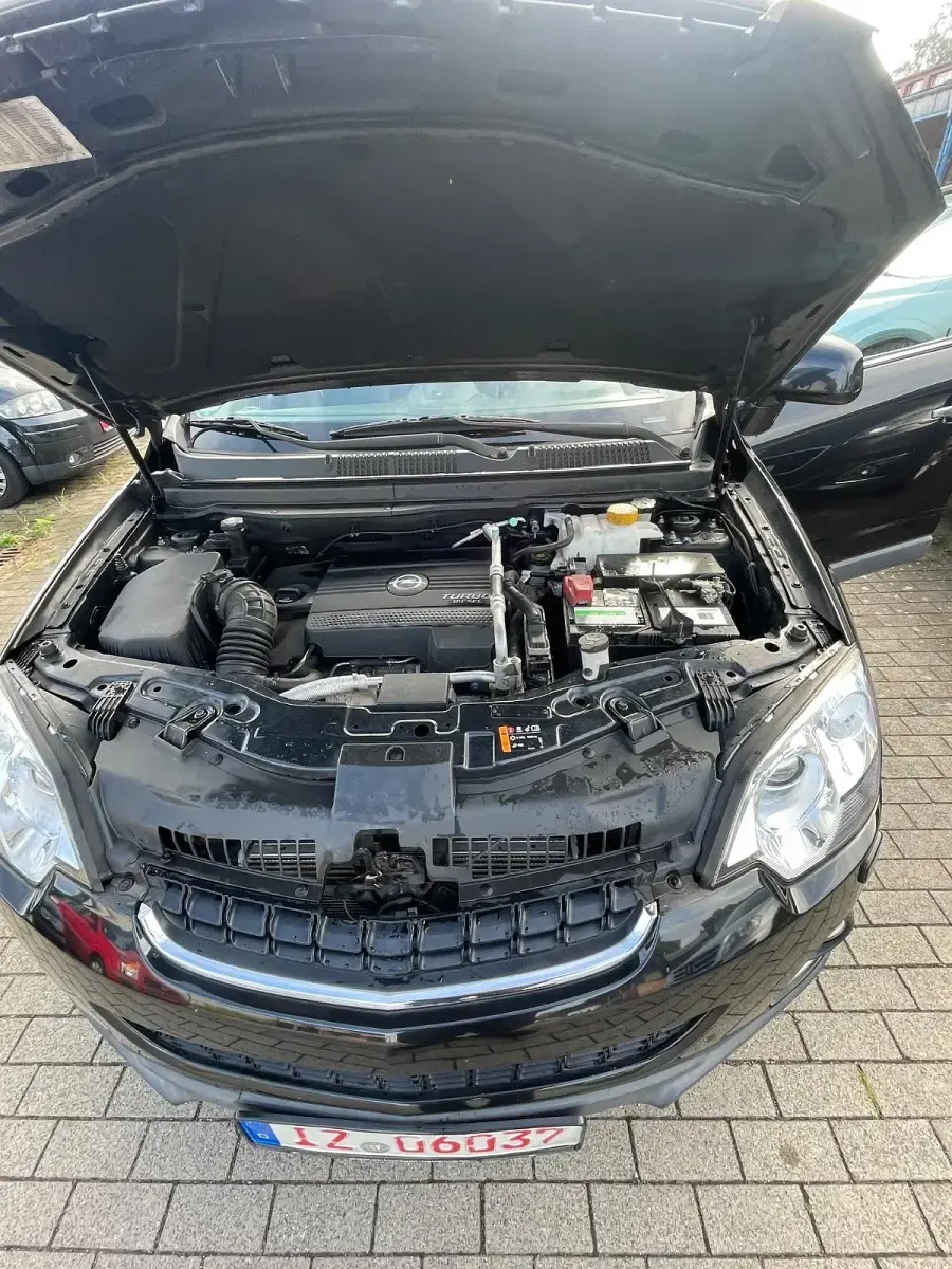 Gebraucht Opel Antara 163 PS (119 kW) 2015 Schwarz SUV