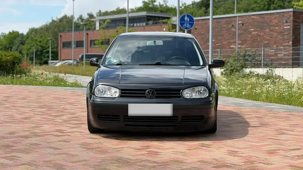 Gebraucht VW Golf IV Edition 75 PS (55 kW) 2000 Schwarz Kleinwagen