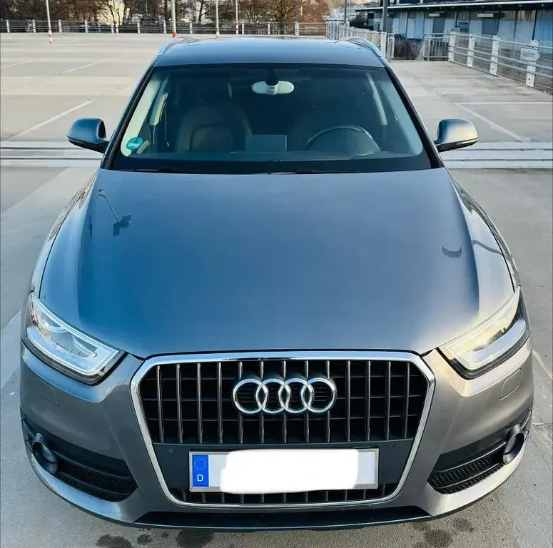 Gebraucht Audi Q3 Ambiente 140 PS (102 kW) 2014 Grau SUV