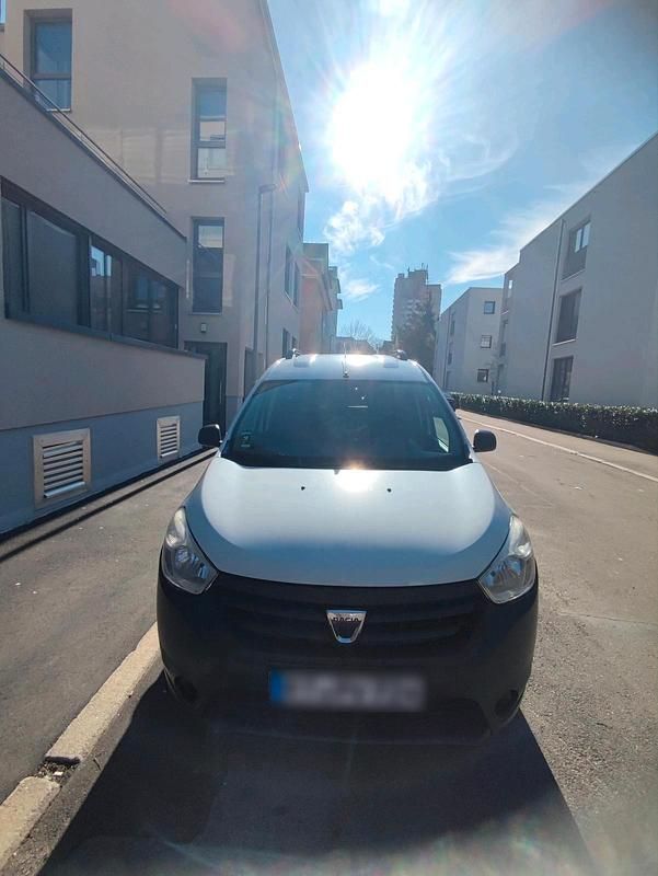 Weiß Gebraucht 2014 Dacia Dokker Van | 4.500 € (Fairer Preis) - Bild 1/4
