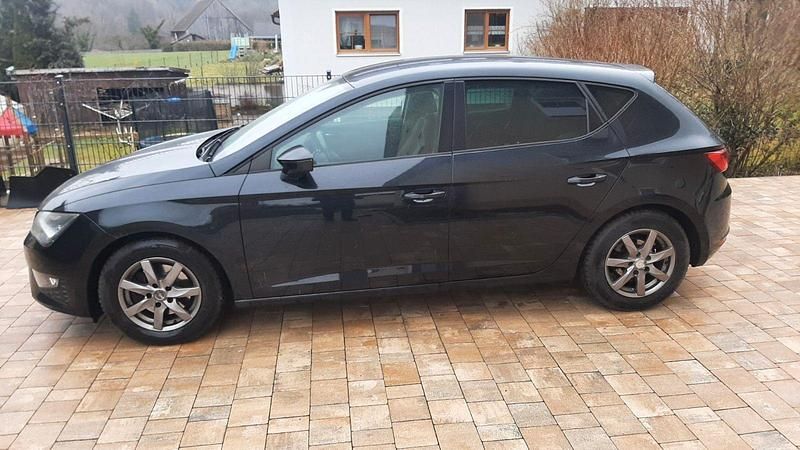 Gebraucht Seat Leon FR 140 PS (102 kW) 2013 Schwarz Limousine