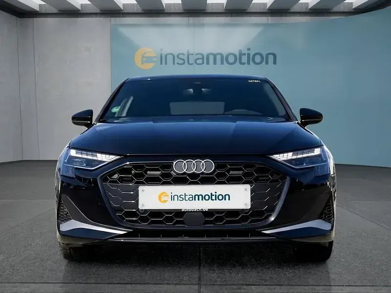 Gebraucht Audi A3 Sportback 150 PS (110 kW) 2023 Schwarz Kleinwagen