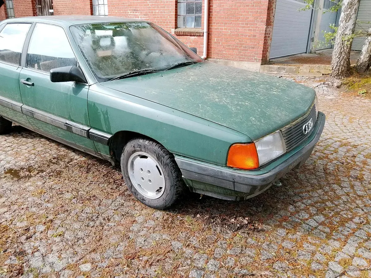 Gebraucht Audi 100 75 PS (55 kW) 1985 Grün Limousine