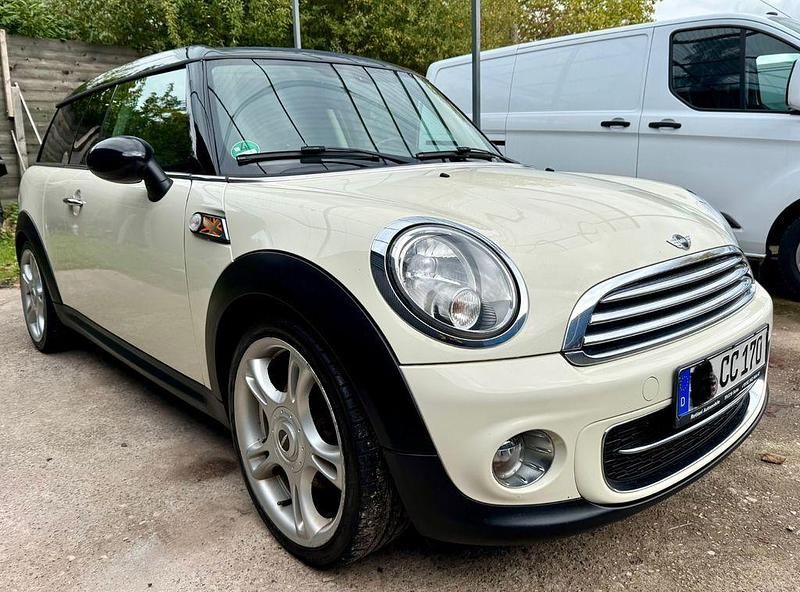 Gebraucht Mini Cooper Clubman 111 PS (81 kW) 2013 Weiß Kombi