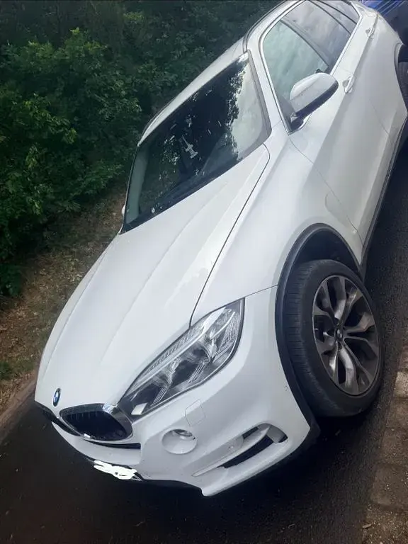 Gebraucht BMW X5 258 PS (189 kW) 2016 Weiß SUV