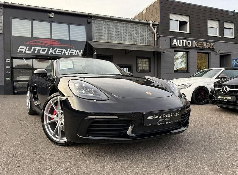 Gebraucht Porsche 718 Boxster 299 PS (219 kW) 2017 Tiefschwarz Cabrio