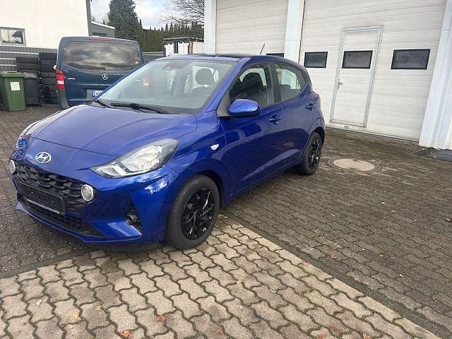 Blau Gebraucht 2022 Hyundai i10 Select Kleinwagen | 9.499 € (Guter Preis) - Bild 1/4