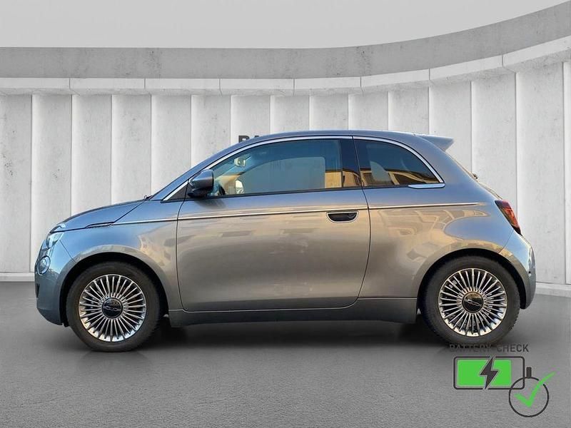 Gebraucht Fiat 500e 86 kW (118 PS) 2023 Mineral grau) (grau Kleinwagen