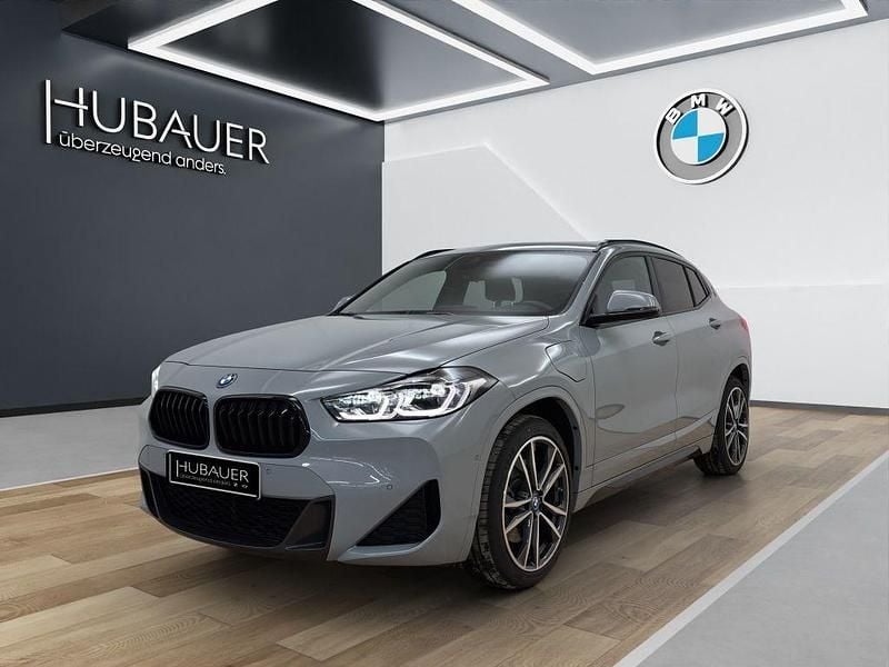 Grau Gebraucht 2024 BMW X2 M Sport SUV | 39.890 € (Guter Preis) - Bild 1/4