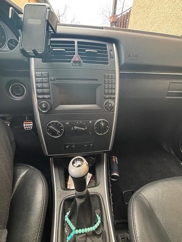 Gebraucht Mercedes B170 116 PS (85 kW) 2009 Schwarz Van / Kleinbus