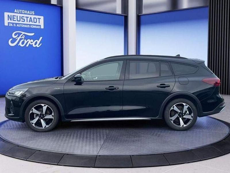 Gebraucht Ford Focus Active X 125 PS (91 kW) 2024 Agate black metallic Kombi