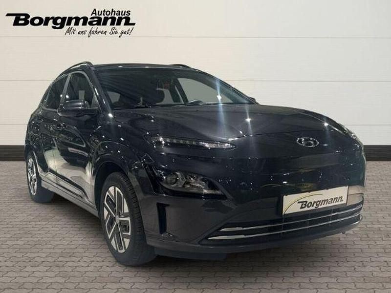 Gebraucht Hyundai Kona Edition 100 kW (136 PS) 2021 Schwarz SUV