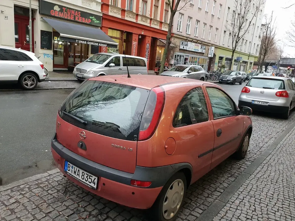 Gebraucht Opel Corsa 70 PS (51 kW) 2001 Andere farben Kleinwagen