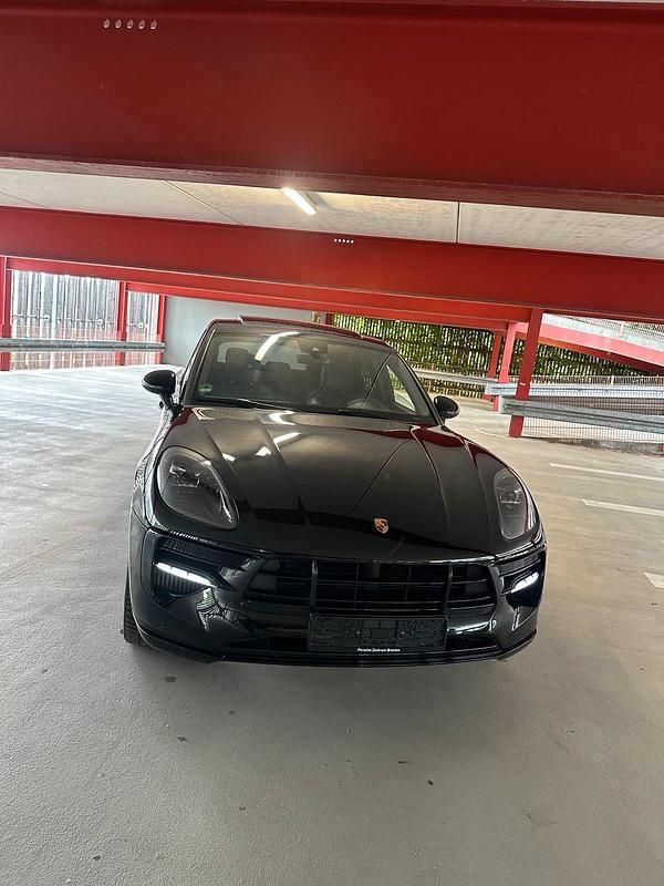 Schwarz Gebraucht 2020 Porsche Macan GTS SUV | 58.000 € (Guter Preis) - Bild 1/4