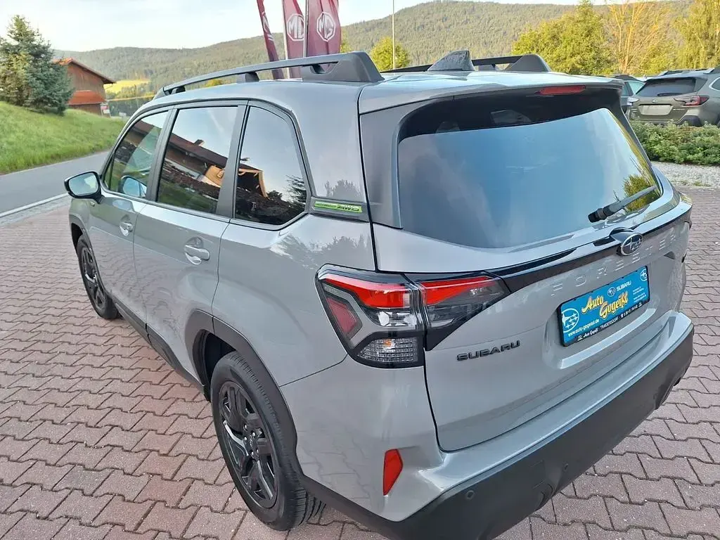 Gebraucht Subaru Forester Exclusive+ 136 PS (100 kW) 2026 River rock pearl yfa SUV
