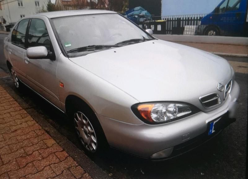 Gebraucht Nissan Primera 114 PS (83 kW) 2000 Silber Kombi