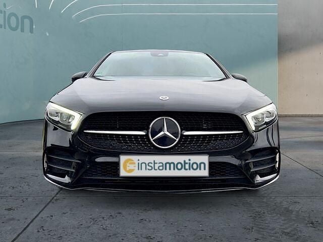 Gebraucht Mercedes A250 AMG 160 PS (117 kW) 2020 Schwarz Limousine