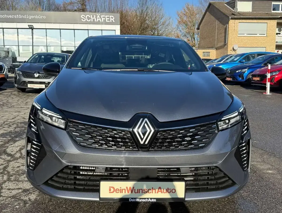Neu Renault Clio V Techno 91 PS (66 kW) 2025 Grau Limousine