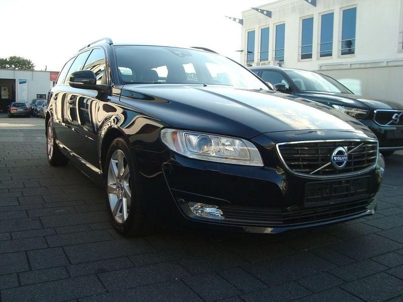 Schwarz Gebraucht 2015 Volvo V70 Kombi | 7.900 € (Fairer Preis) - Bild 1/4