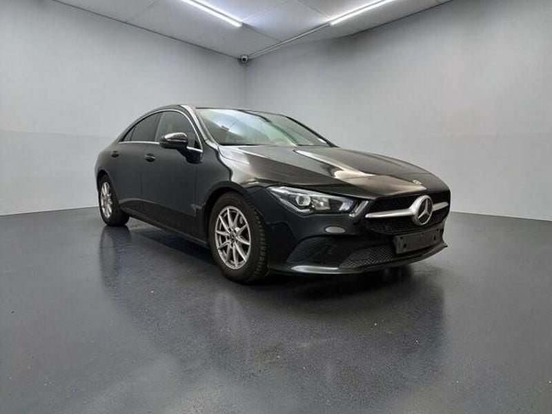 Gebraucht Mercedes CLA200 150 PS (110 kW) 2021 Schwarz Coupé