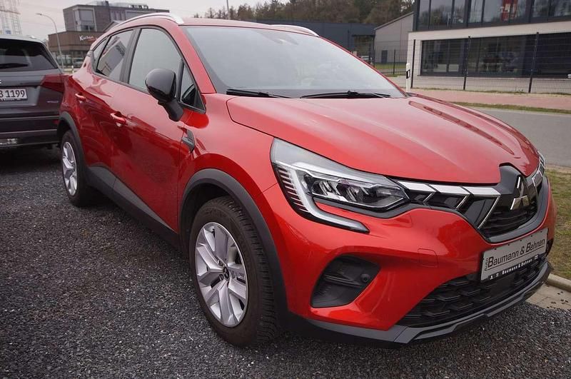 Gebraucht Mitsubishi ASX Plus 91 PS (66 kW) 2024 Rot SUV