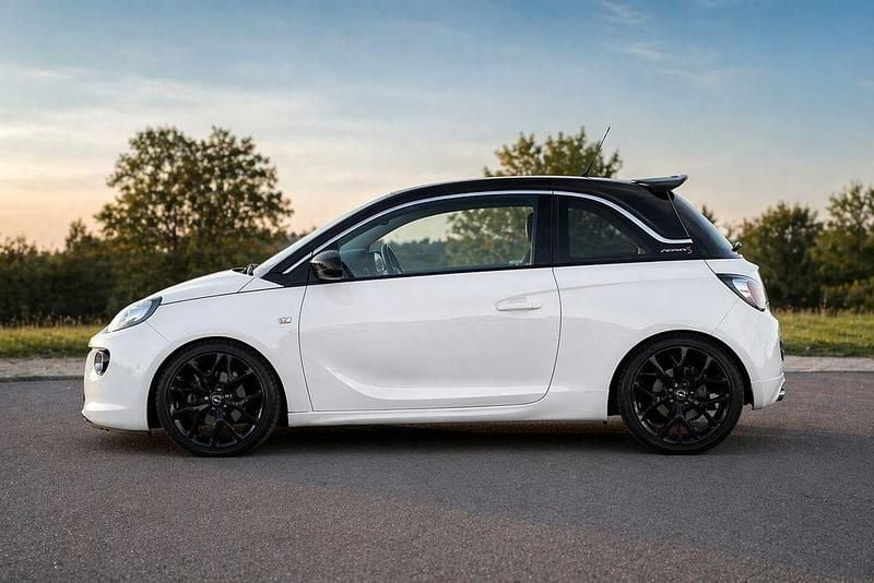 Gebraucht Opel Adam S 150 PS (110 kW) 2016 Schwarz Kleinwagen