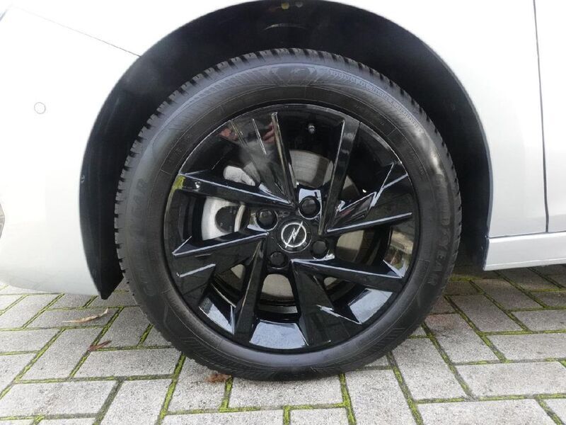 Gebraucht Opel Corsa GS Line 101 PS (74 kW) 2023 Silber (silber) Limousine