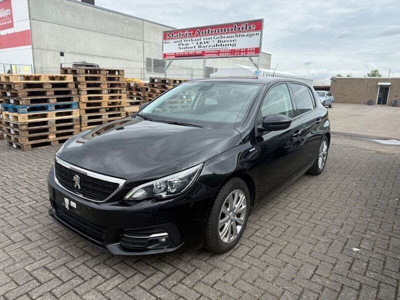 Schwarz Gebraucht 2019 Peugeot 308 Access Limousine | 7.999 € (Fairer Preis) - Bild 1/4
