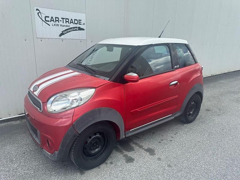 Rot Gebraucht 2014 Microcar M8 Kleinwagen | 6.990 € - Bild 1/4