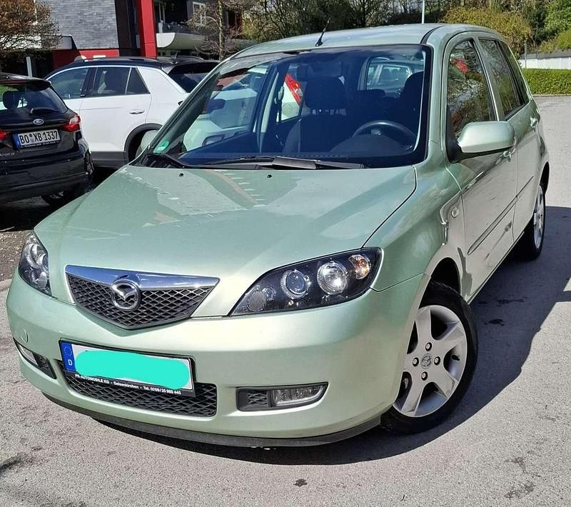 Gebraucht Mazda 2 Exclusive 80 PS (58 kW) 2006 Grün Kleinwagen