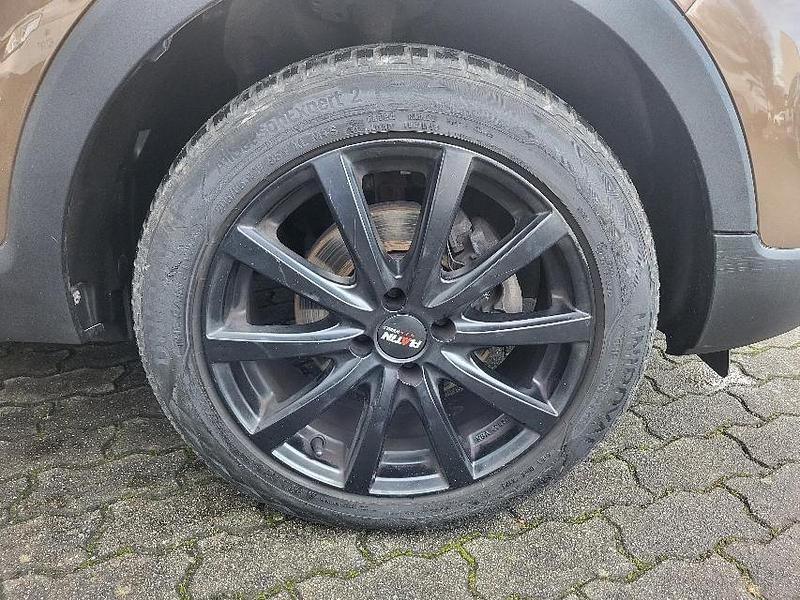 Gebraucht Renault Captur Intens 118 PS (86 kW) 2017 Braun metallic / dach beige SUV