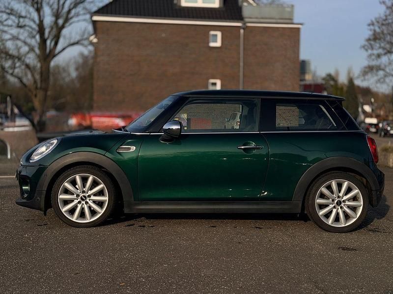 Gebraucht Mini ONE 102 PS (75 kW) 2017 Grün Kleinwagen