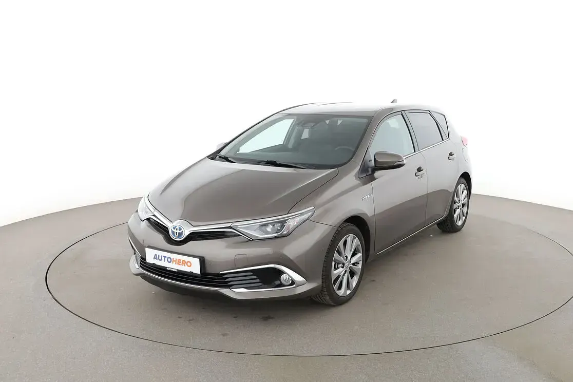 Gebraucht Toyota Auris Hybrid Executive 82 PS (60 kW) 2018 Limousine