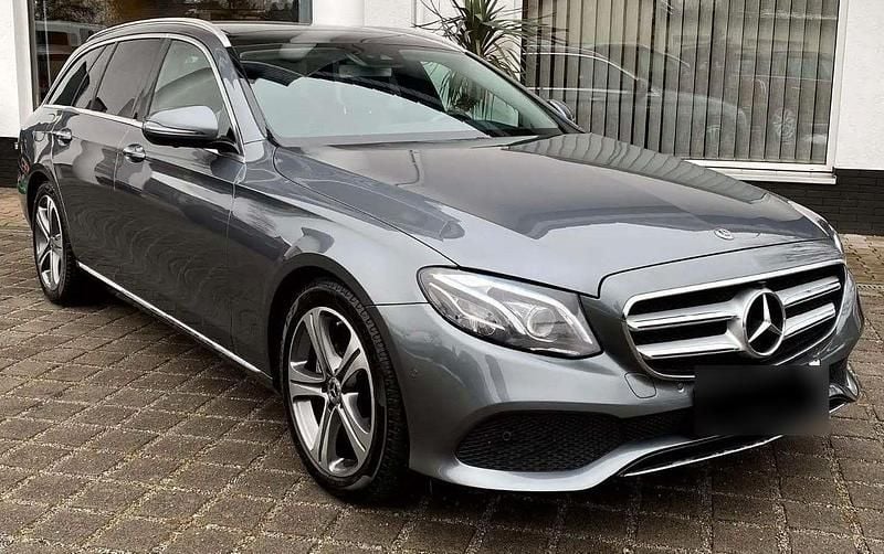 Gebraucht Mercedes E200 Avantgarde 184 PS (135 kW) 2017 Grau Kombi