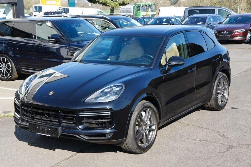 Schwarz Gebraucht 2020 Porsche Cayenne Turbo SUV | 69.991 € (Superpreis) - Bild 1/4