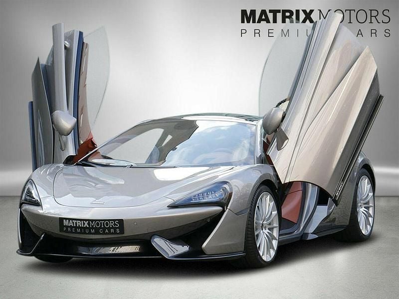 Gebraucht McLaren 570GT 570 PS (419 kW) 2018 Silber Coupé